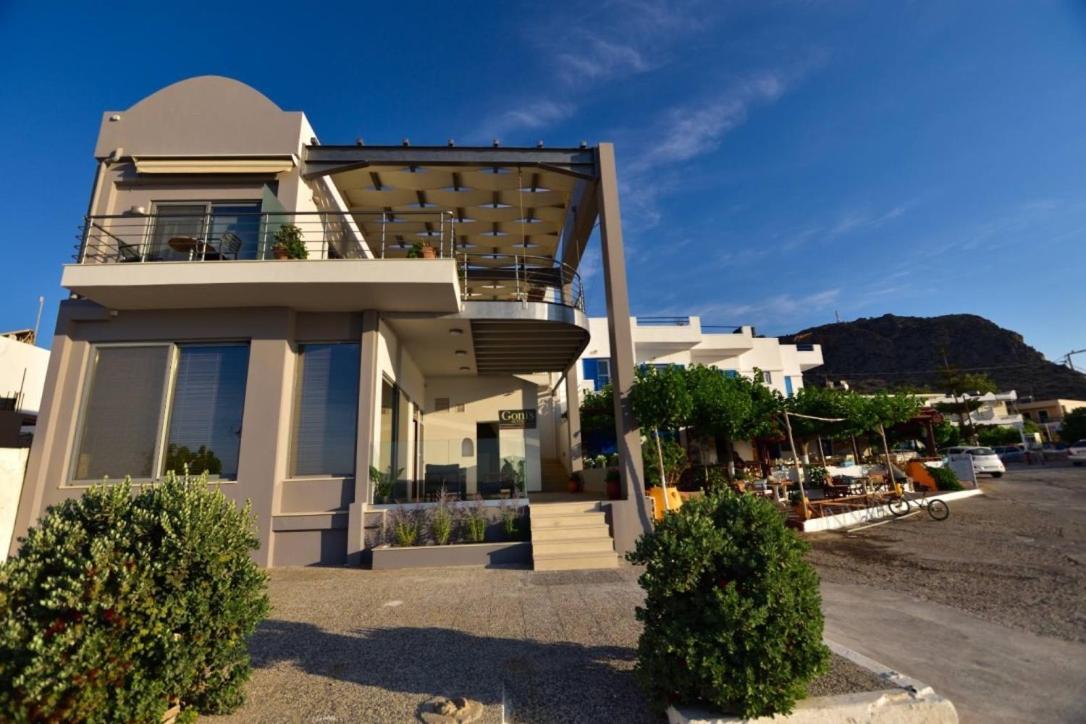 Gonis Grand Luxury Suite Palaiochora Esterno foto